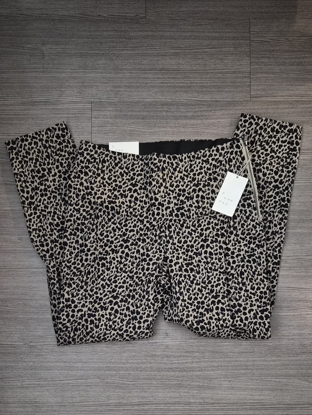 a new day Leopard Print Waistband Detail - Black & Light Gray